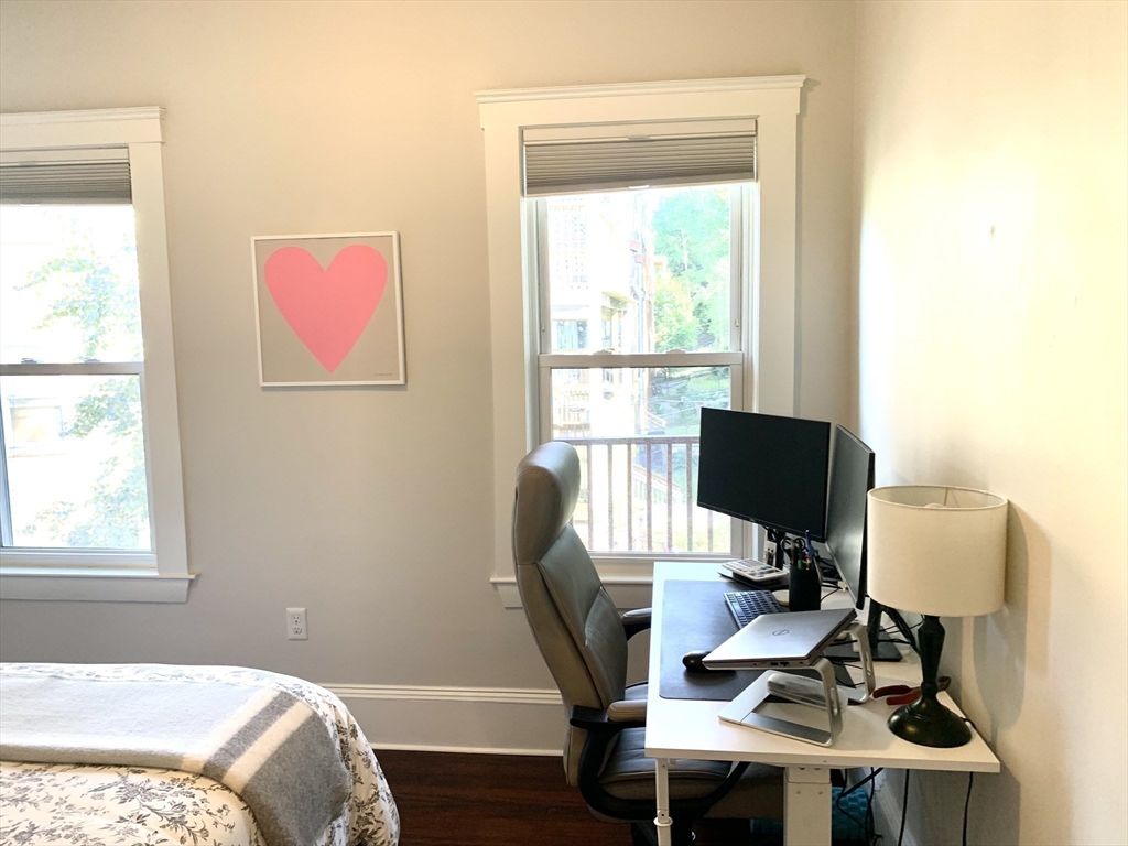28 Fox Street # 2