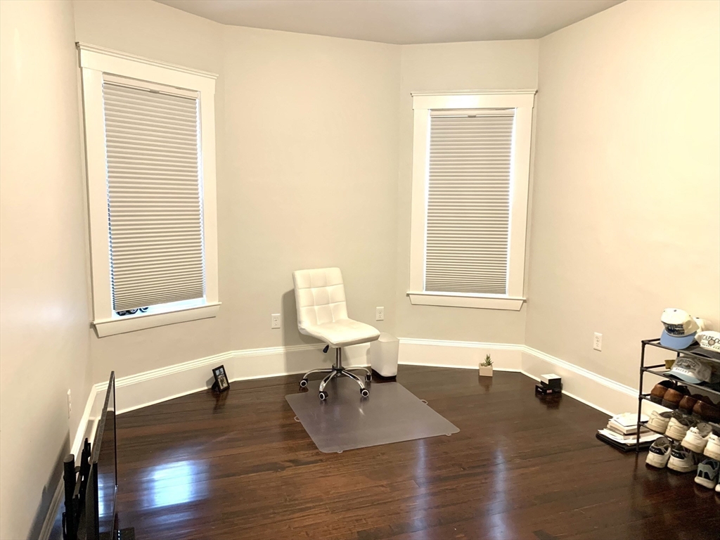 28 Fox Street # 2