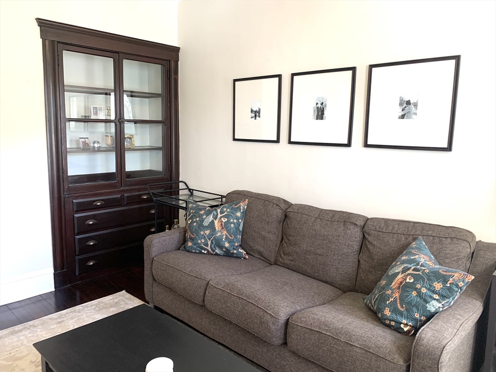 28 Fox Street # 2