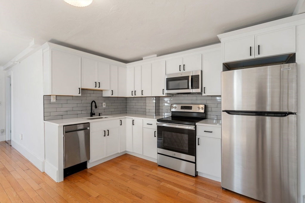 2-4 Denvir Street # 3