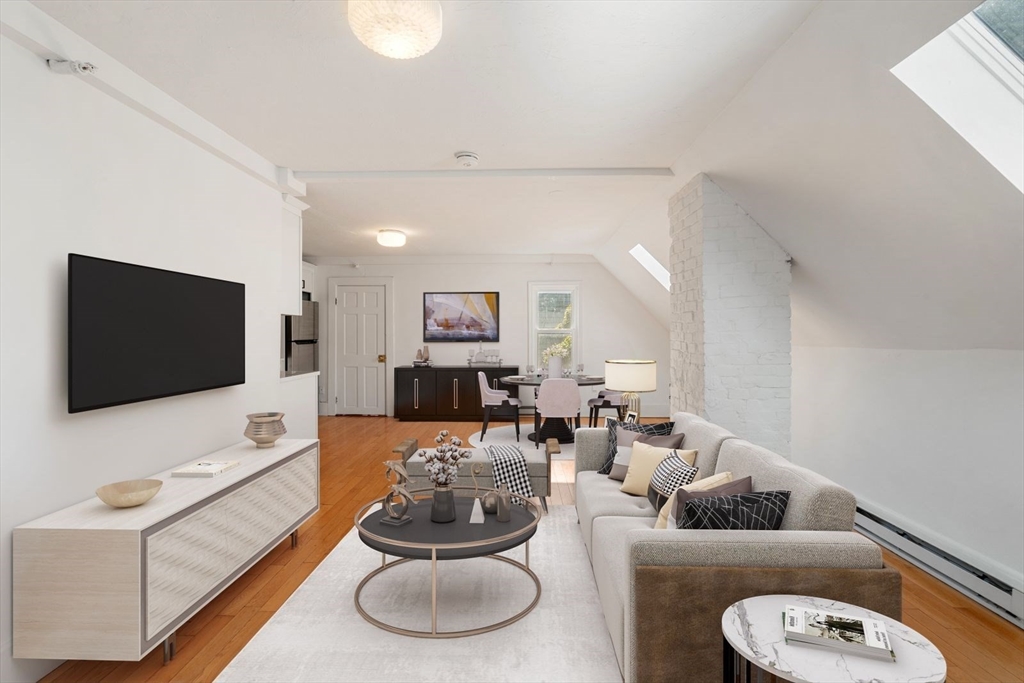 2-4 Denvir Street # 3