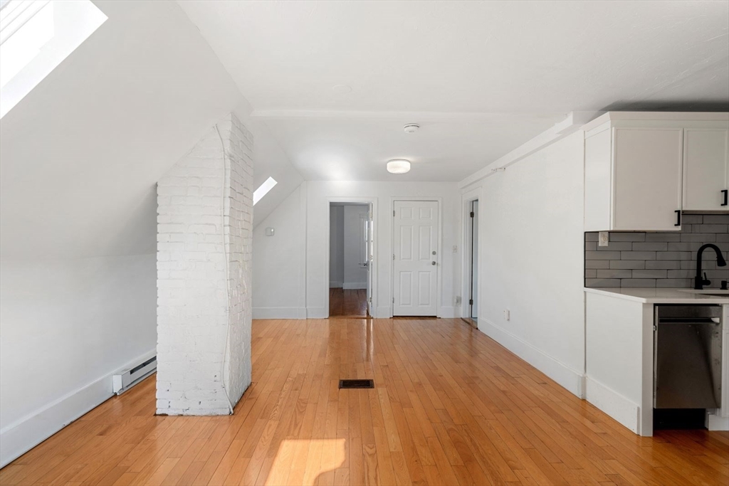 2-4 Denvir Street # 3