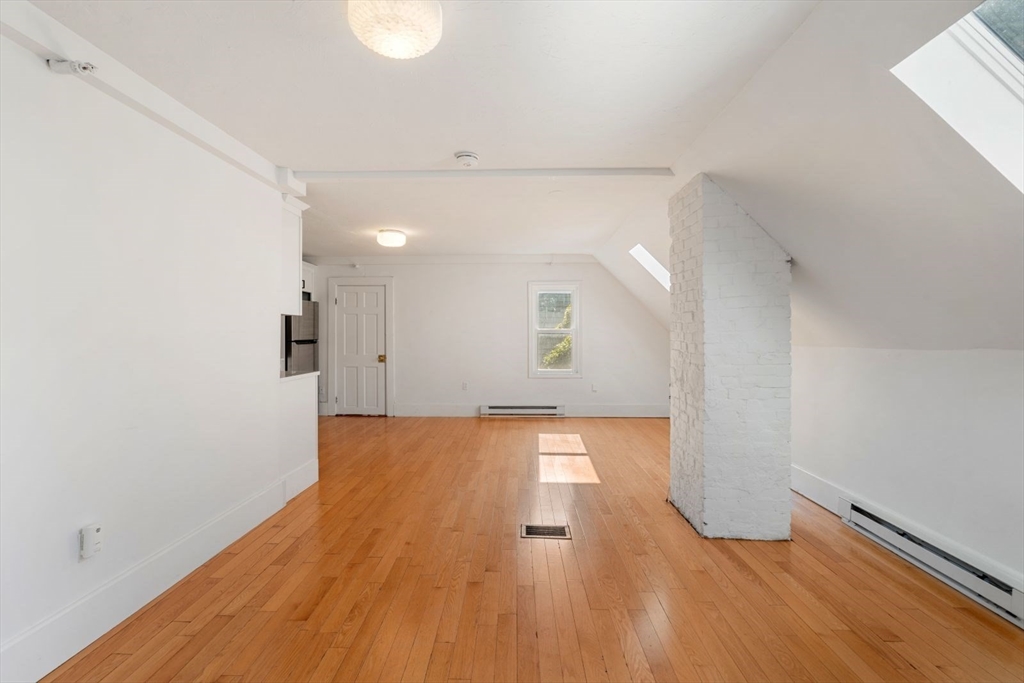 2-4 Denvir Street # 3