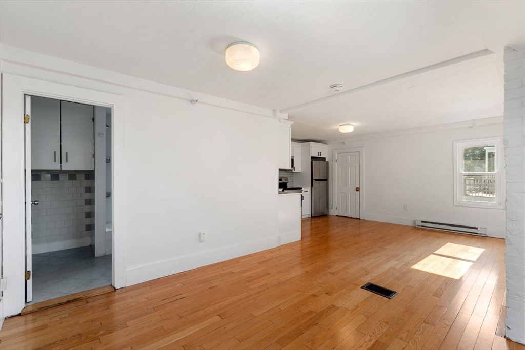 2-4 Denvir Street # 3