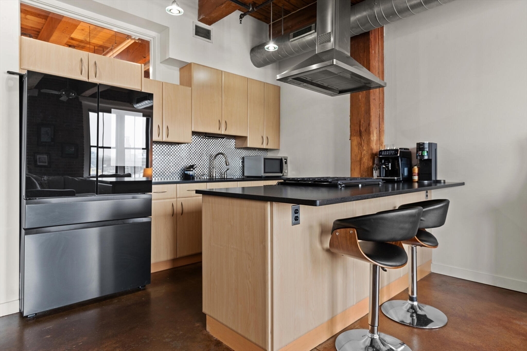 9 W Broadway # 309