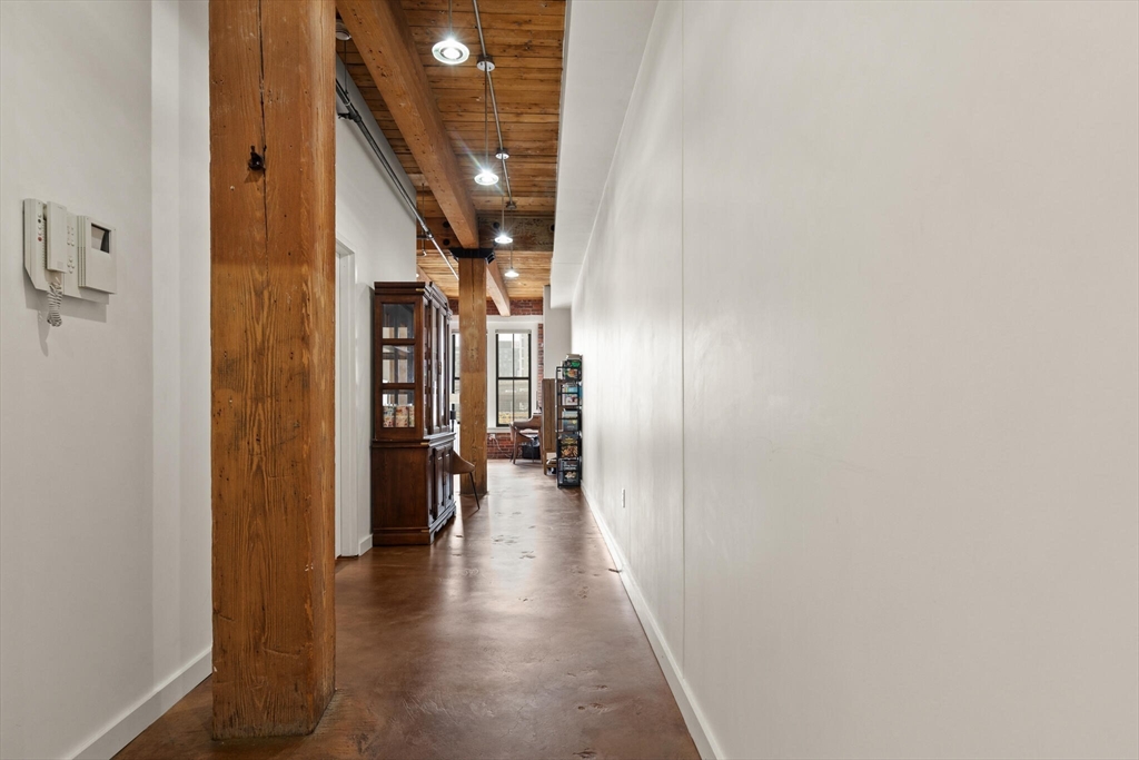 9 W Broadway # 309