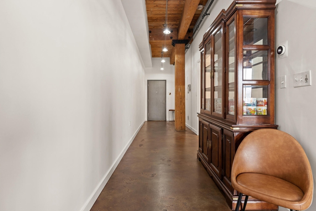 9 W Broadway # 309