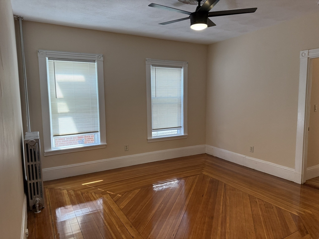 4 Dever Street # 1