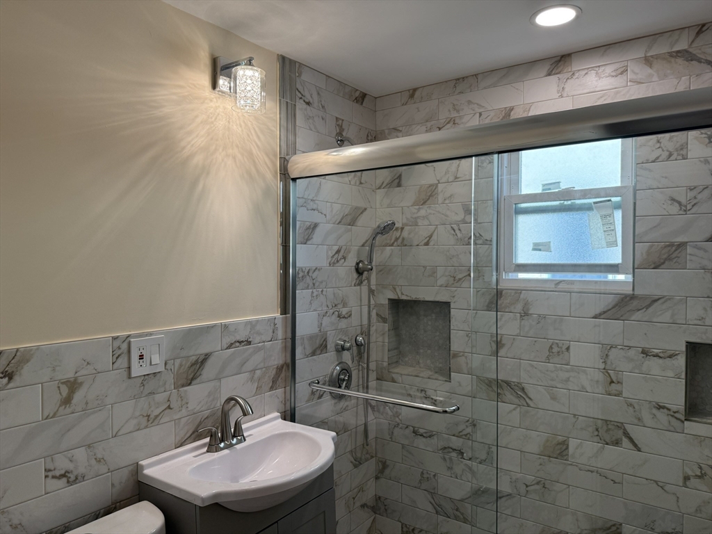4 Dever Street # 1