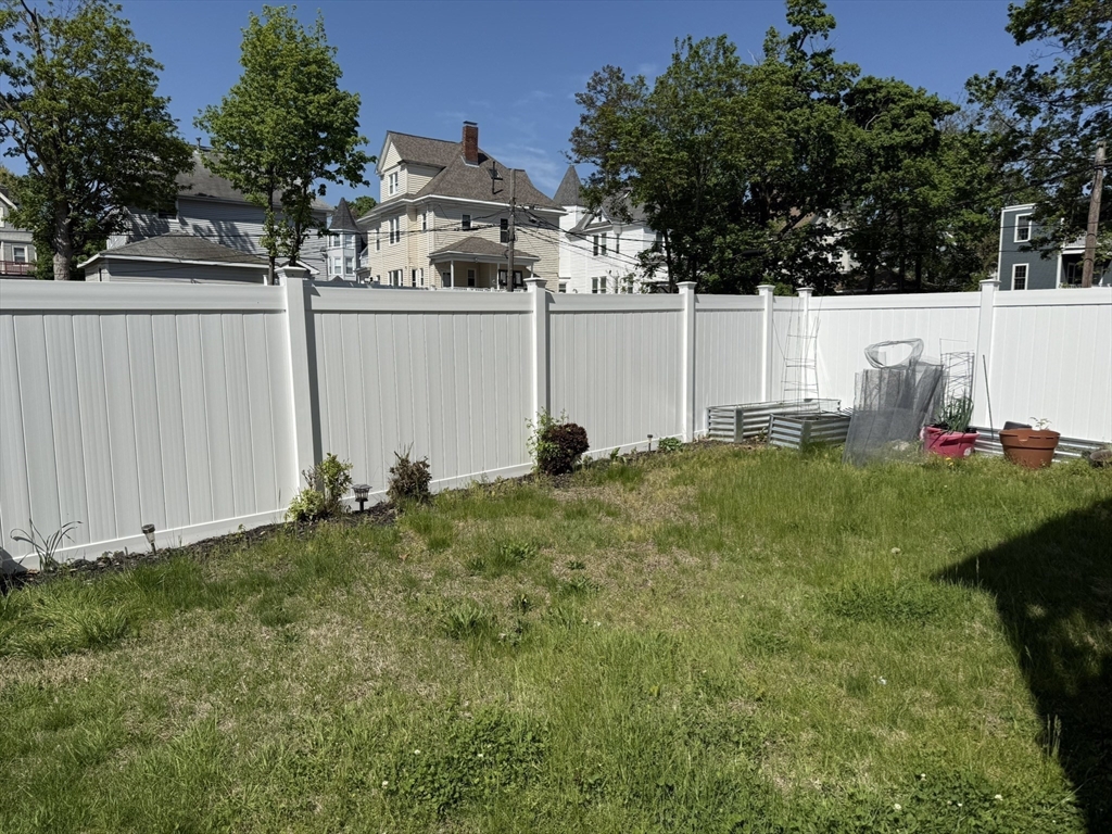 4 Dever Street # 1