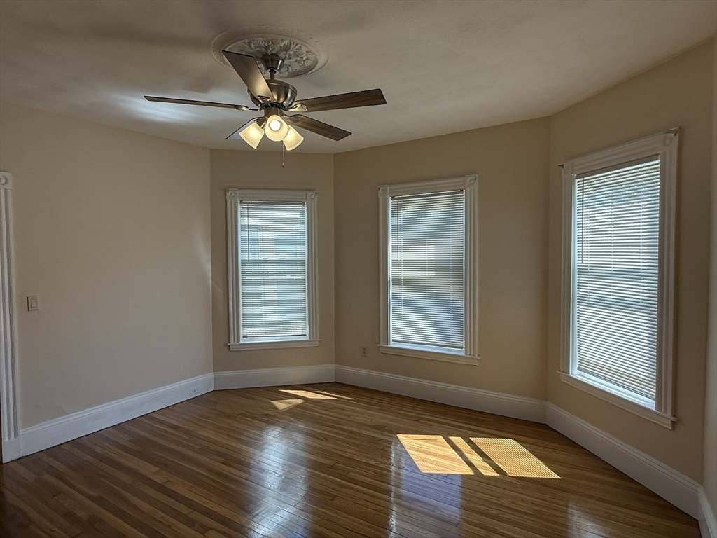 4 Dever Street # 1