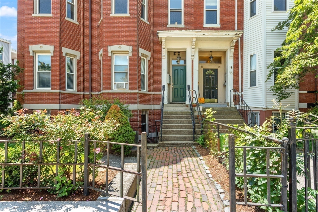 17 Savin Hill Avenue # 3