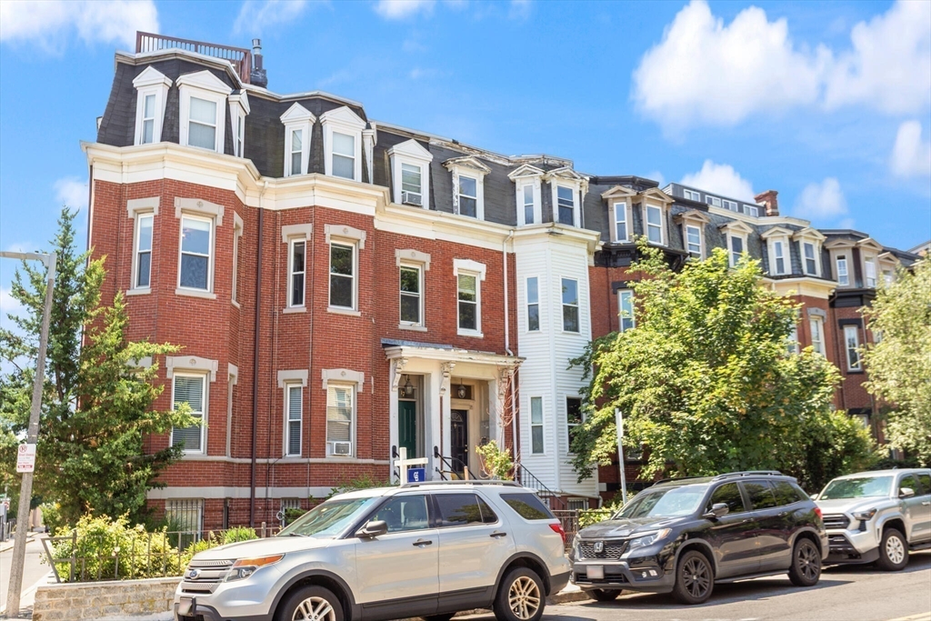 17 Savin Hill Avenue # 3