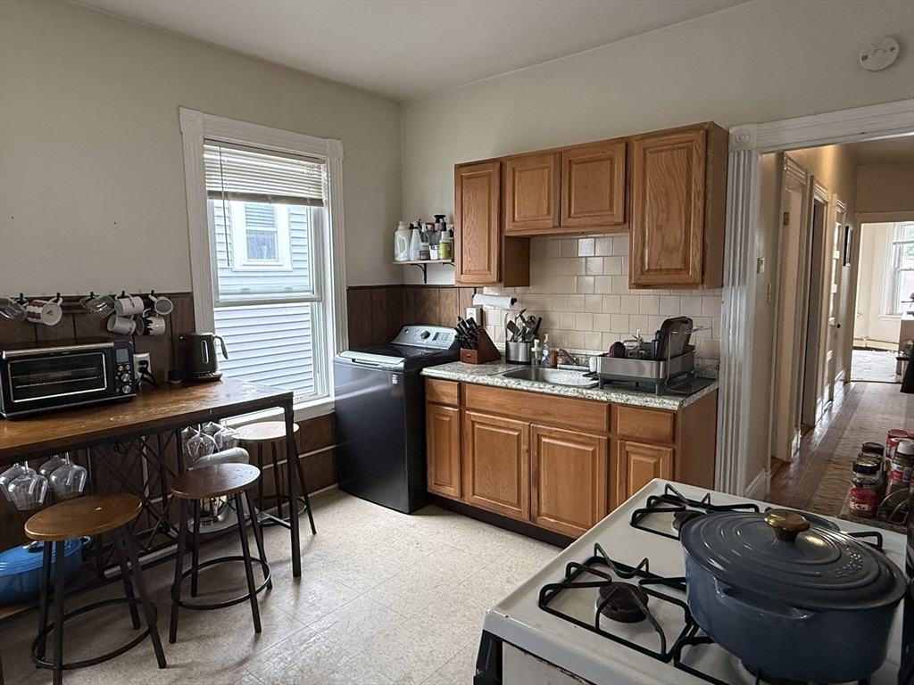 261 E Cottage Street # 3