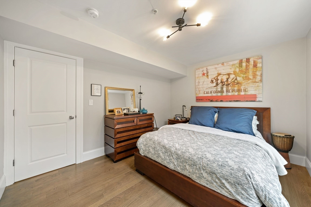 55 Hutchings Street # 4