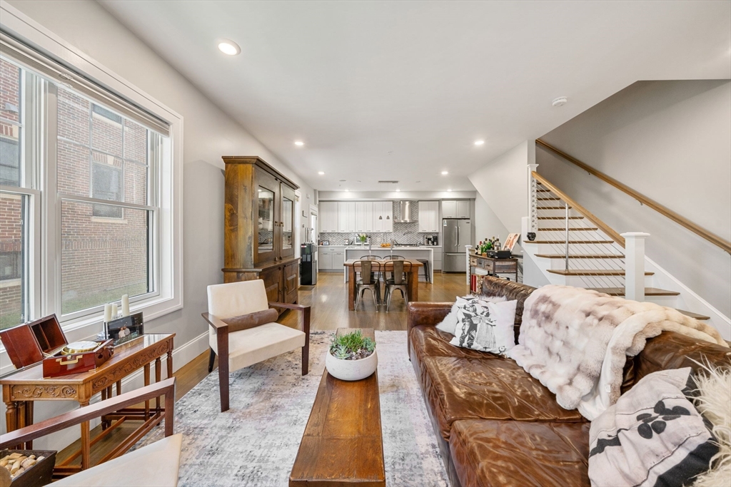 55 Hutchings Street # 4