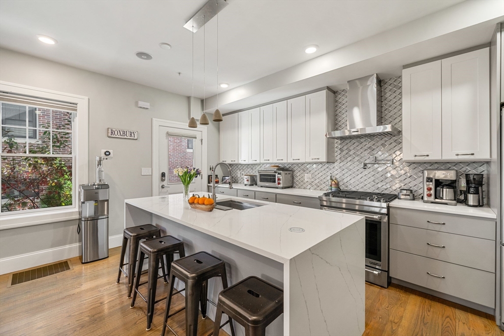 55 Hutchings Street # 4