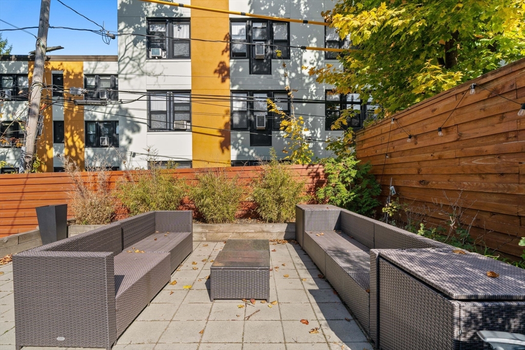 55 Hutchings Street # 4