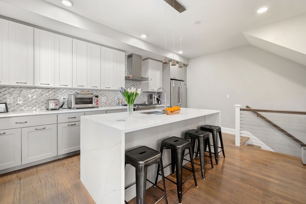 55 Hutchings Street # 4