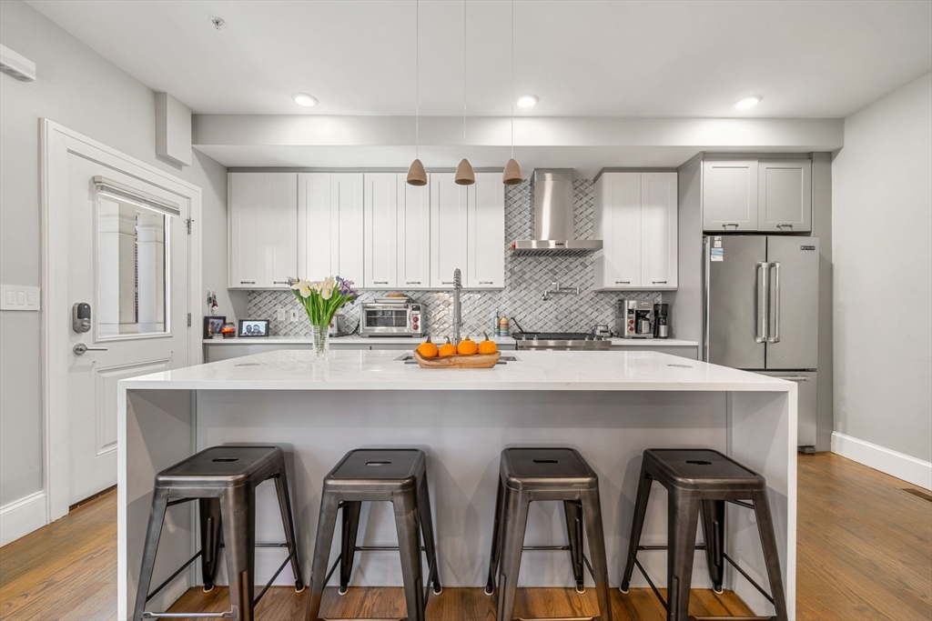 55 Hutchings Street # 4