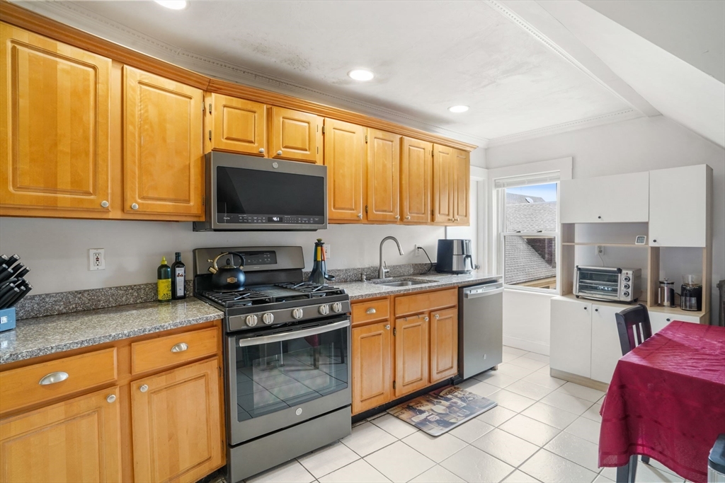 193 Hamilton Street # 3