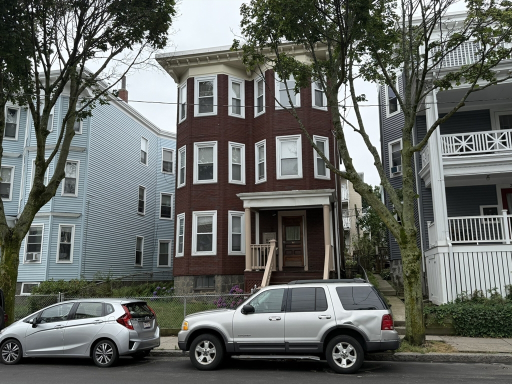 261 E Cottage Street # 3