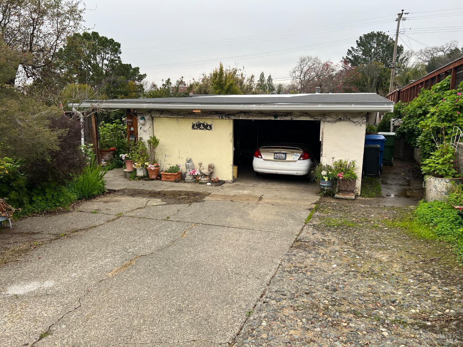 1274 Leafwood Hts