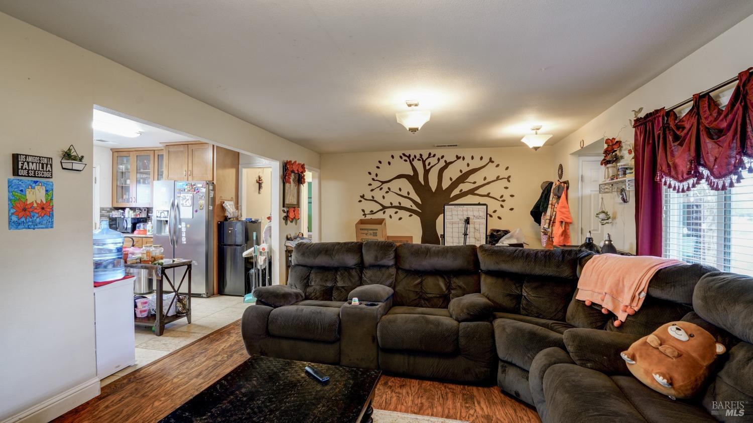 3795 Golden Gate Ave