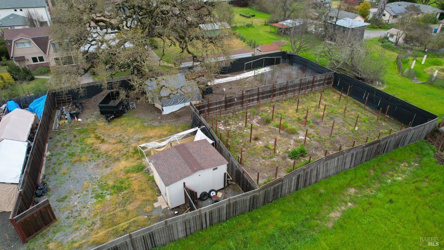 3795 Golden Gate Ave