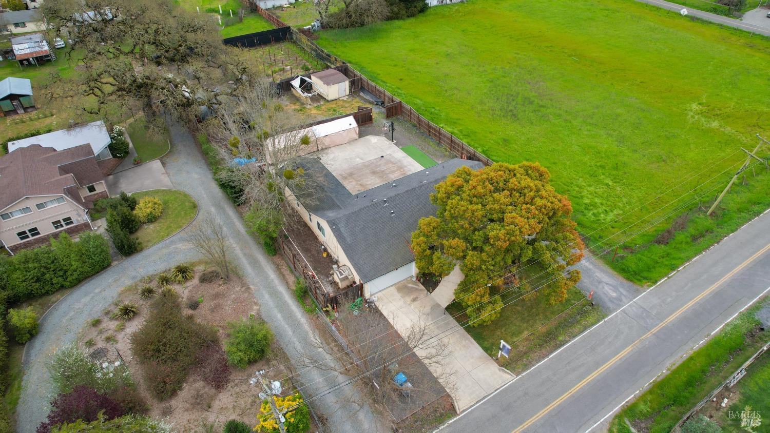 3795 Golden Gate Ave