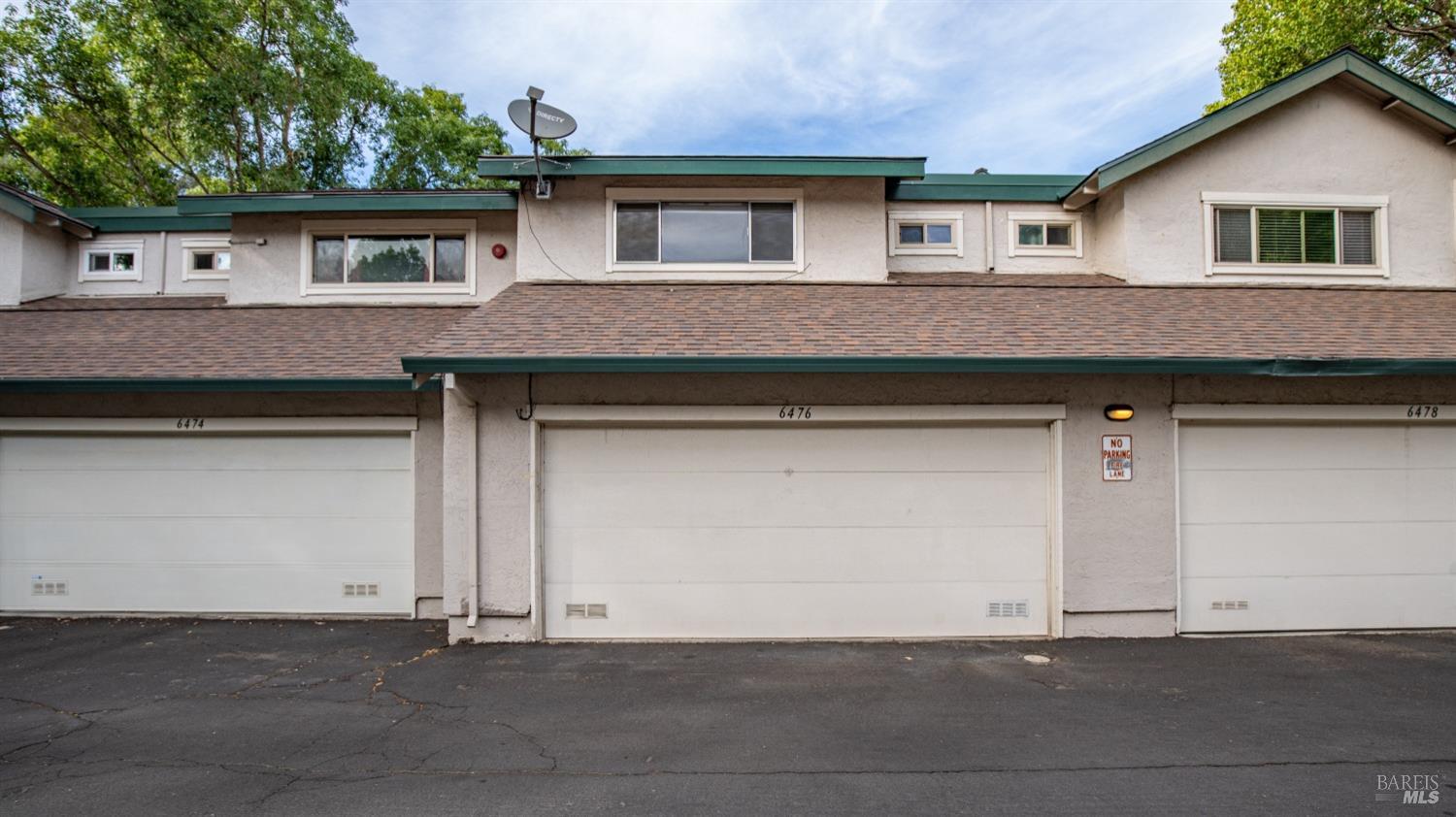 6476 Meadow Pines Ave