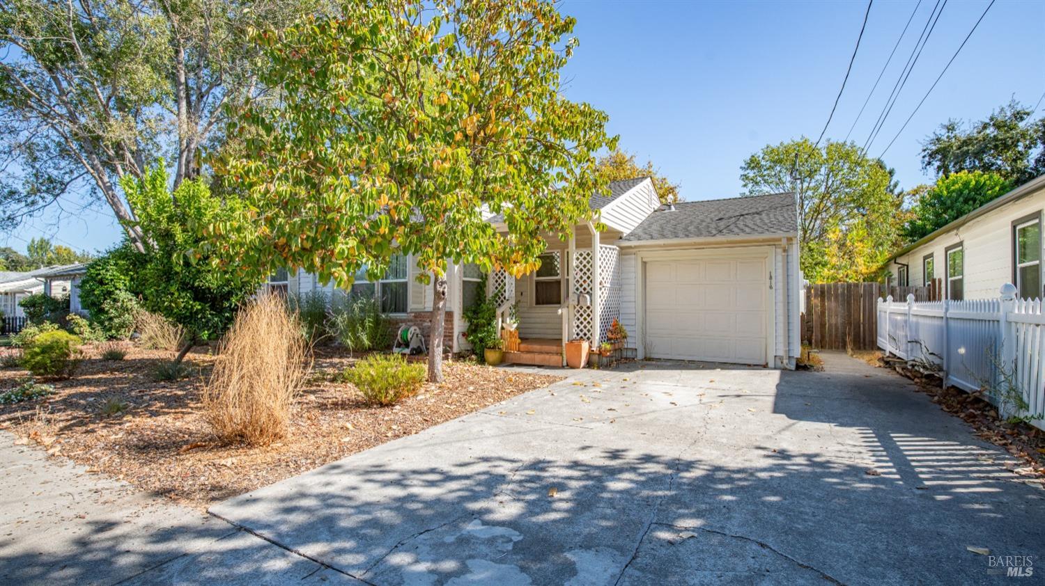 1816 Arbor Ave