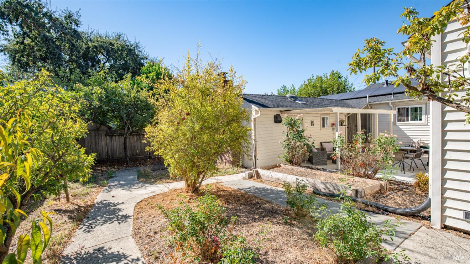 1816 Arbor Ave