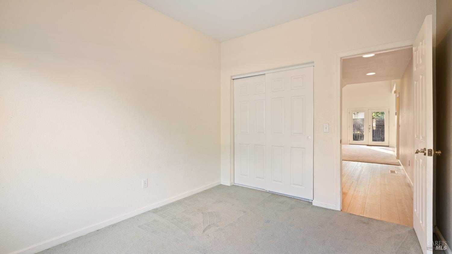 1351 Peterson Ln