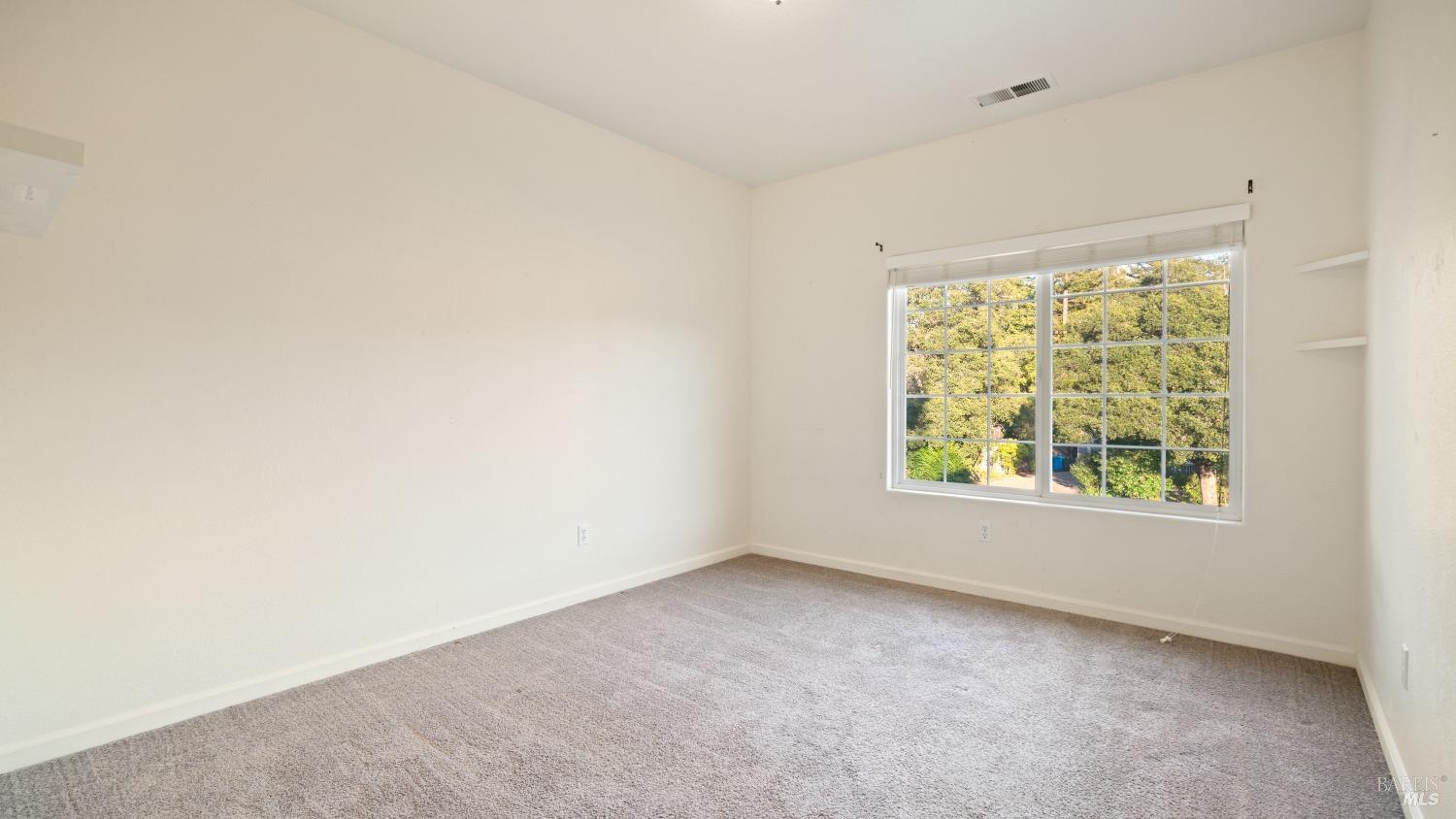 1351 Peterson Ln