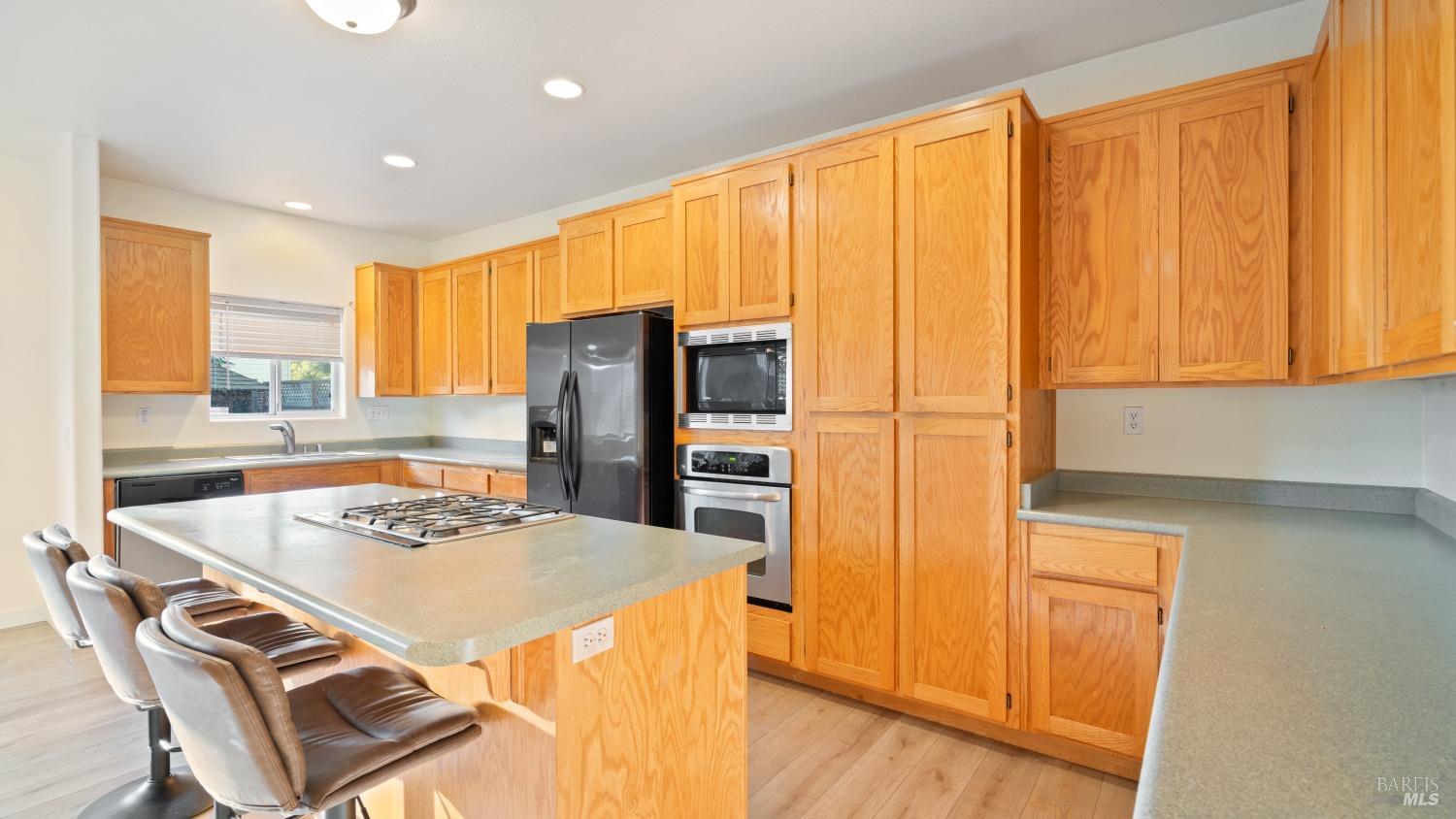 1351 Peterson Ln