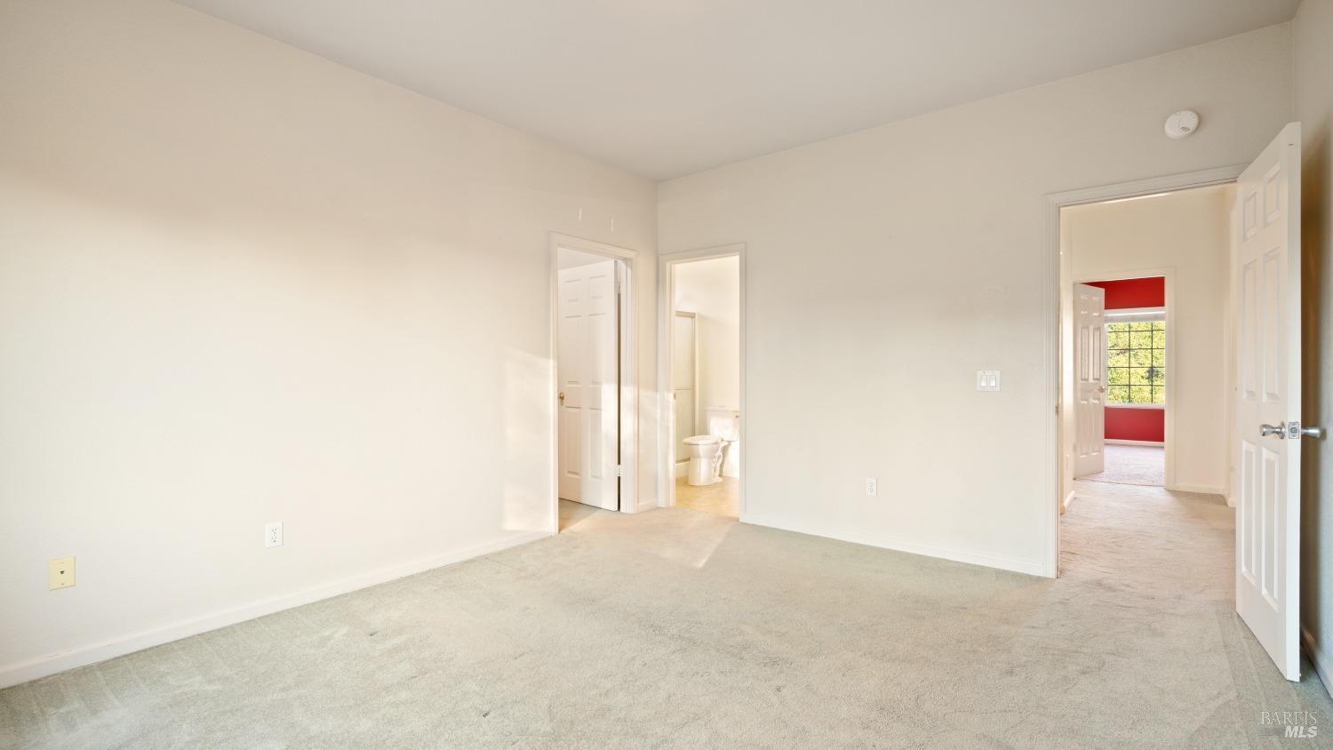 1351 Peterson Ln