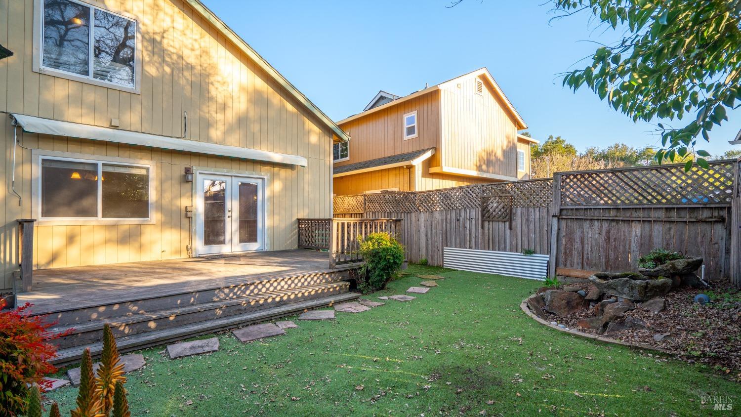 1351 Peterson Ln