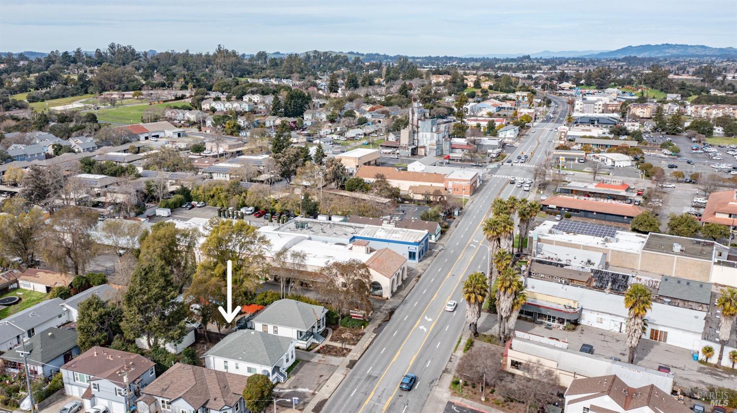 805 Petaluma Blvd N