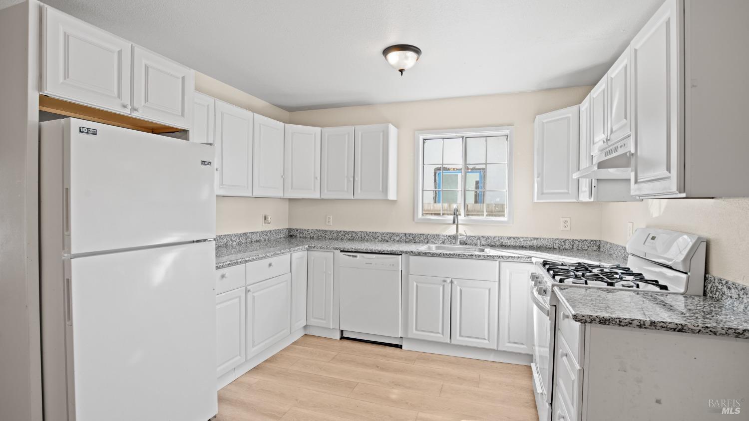 429 Alta Ave