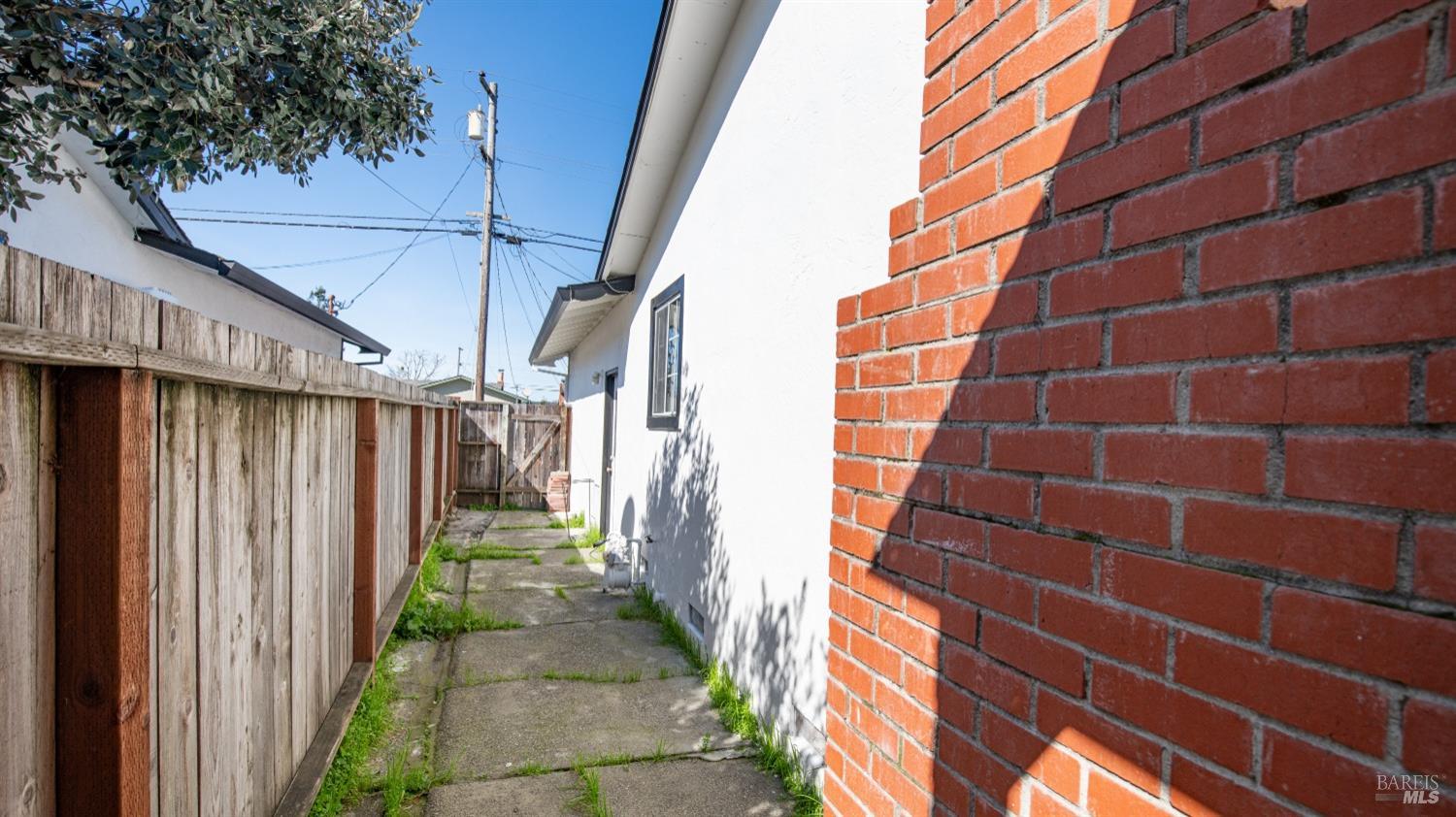 429 Alta Ave