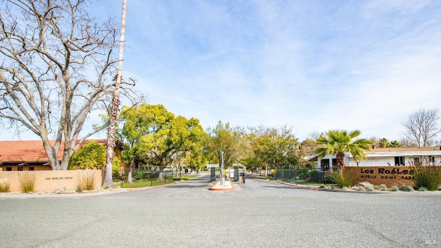 110 Ensenada Dr