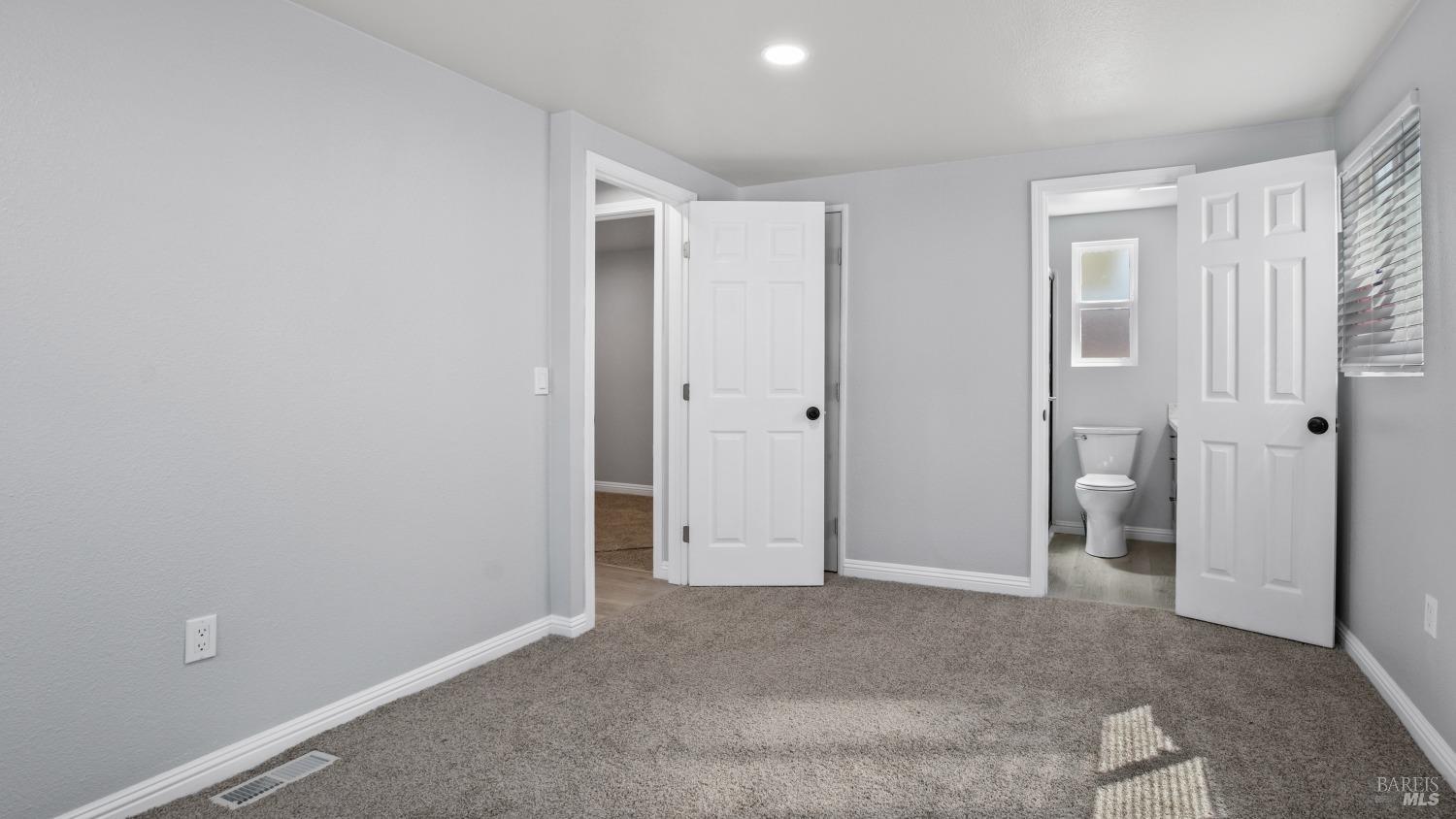 110 Ensenada Dr