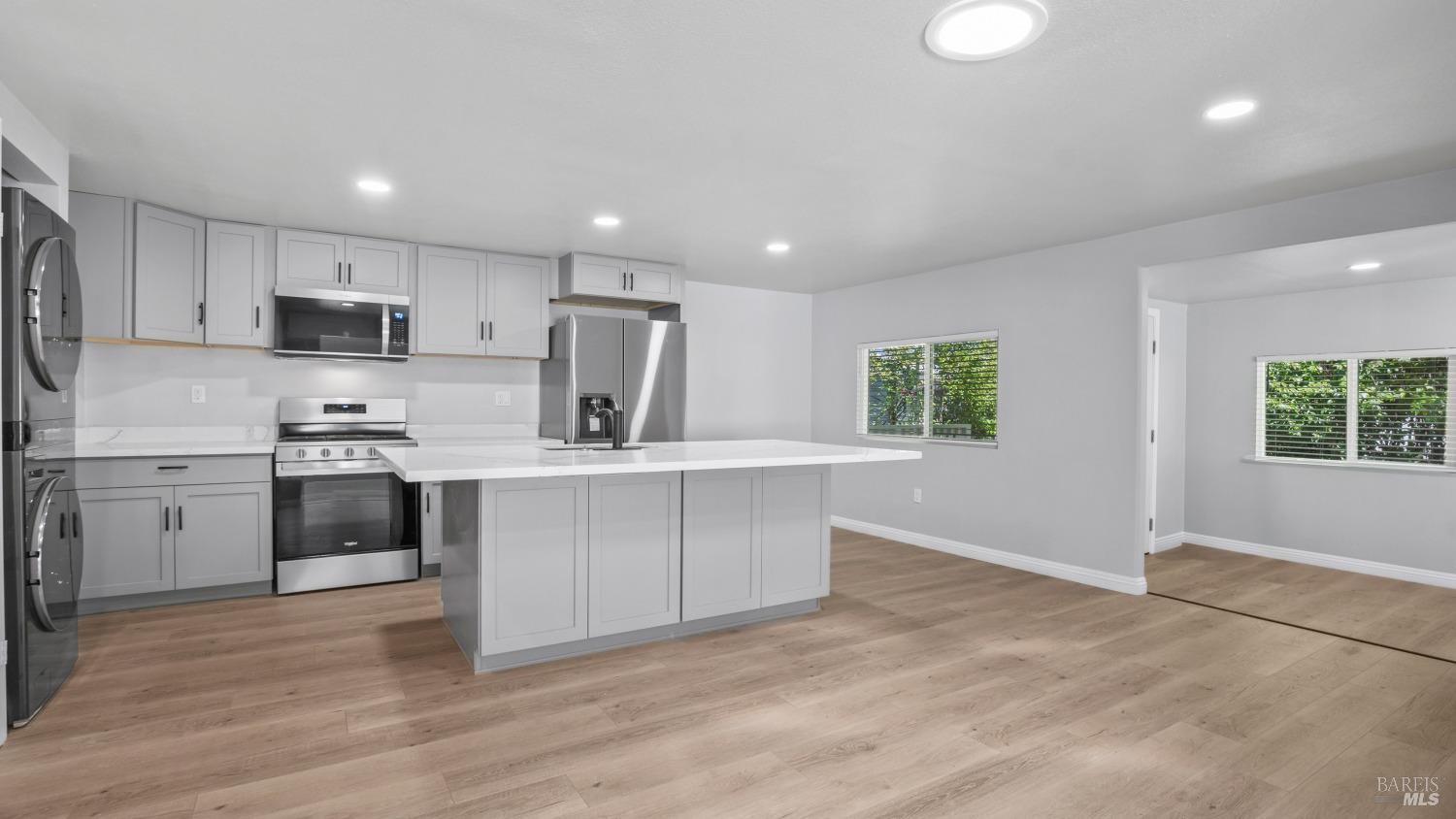 110 Ensenada Dr