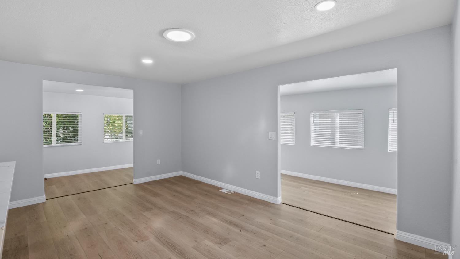 110 Ensenada Dr