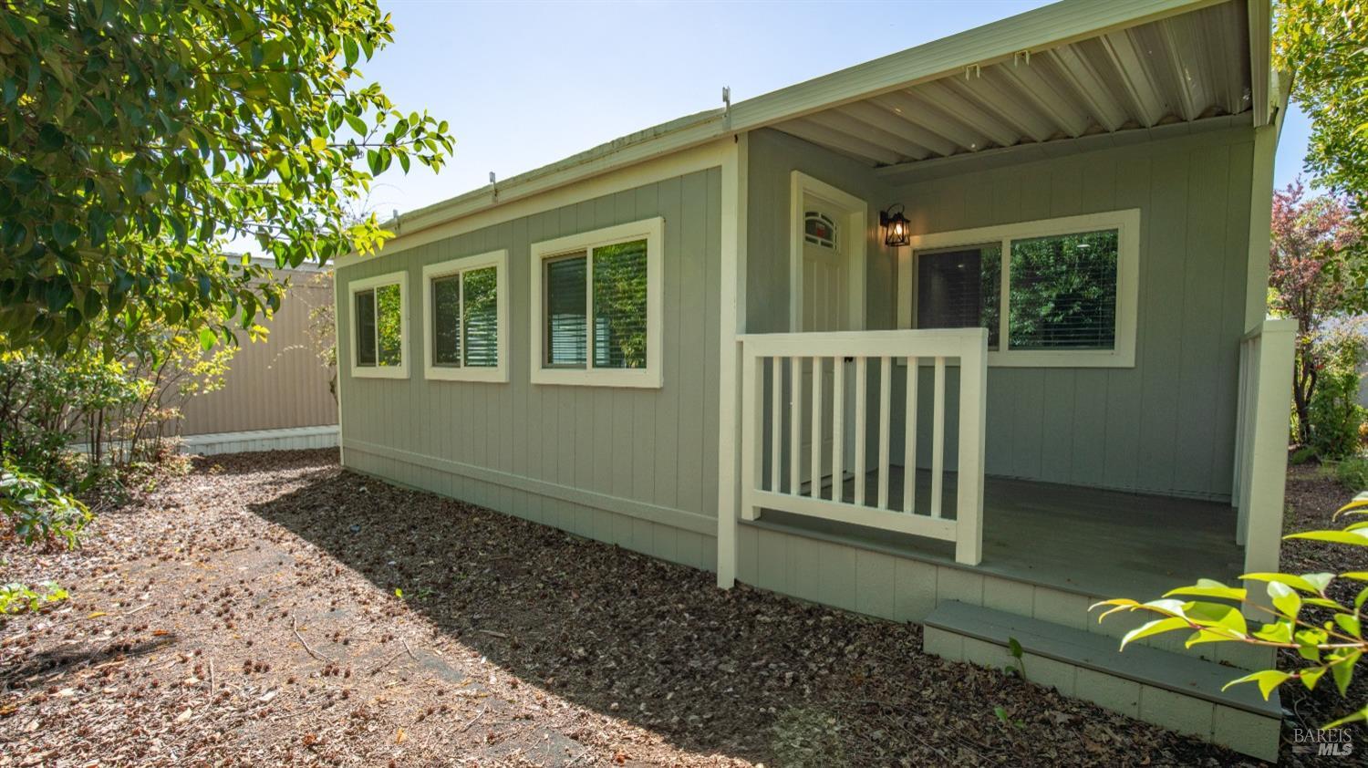 110 Ensenada Dr