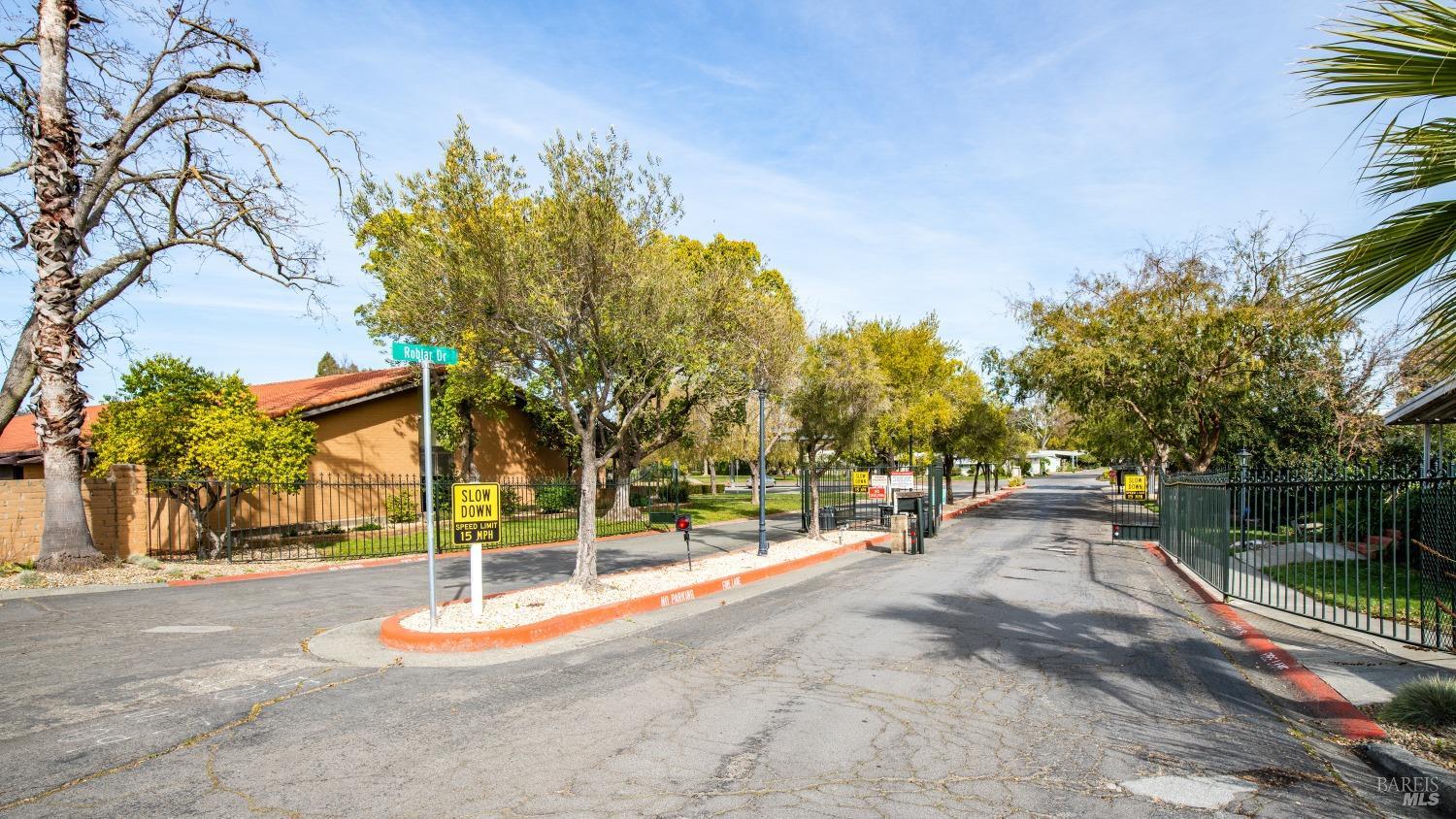 110 Ensenada Dr