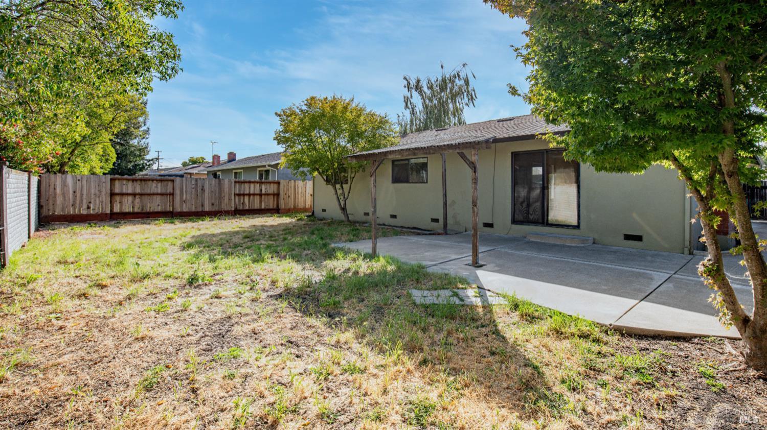 467 Alta Ave