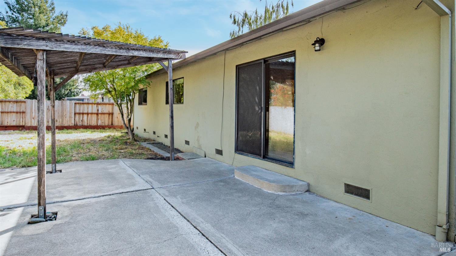 467 Alta Ave