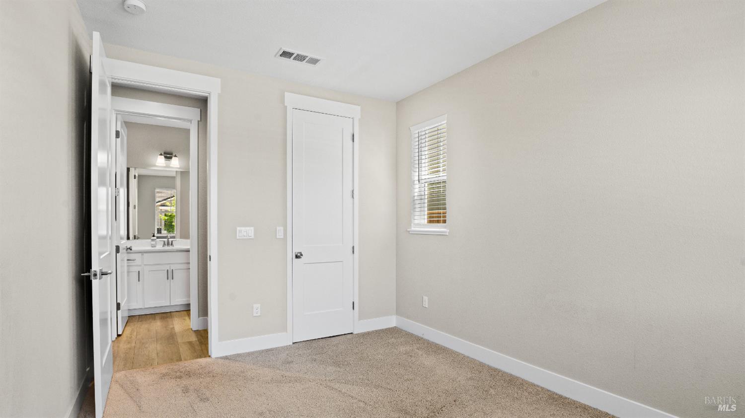 1564 Nightfall Ln
